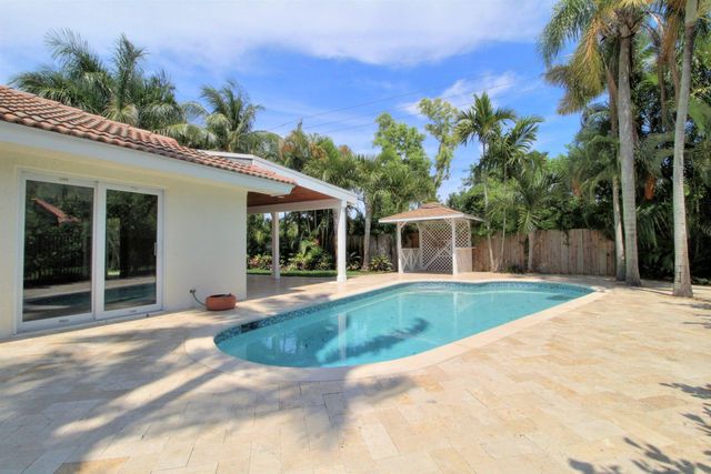 949 GREENSWARD Lane, Delray Beach, FL 33445