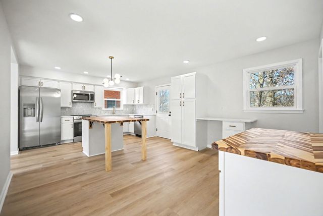 4537 Mandeville Way, Lexington, KY 40515