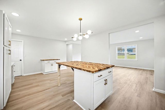 4537 Mandeville Way, Lexington, KY 40515