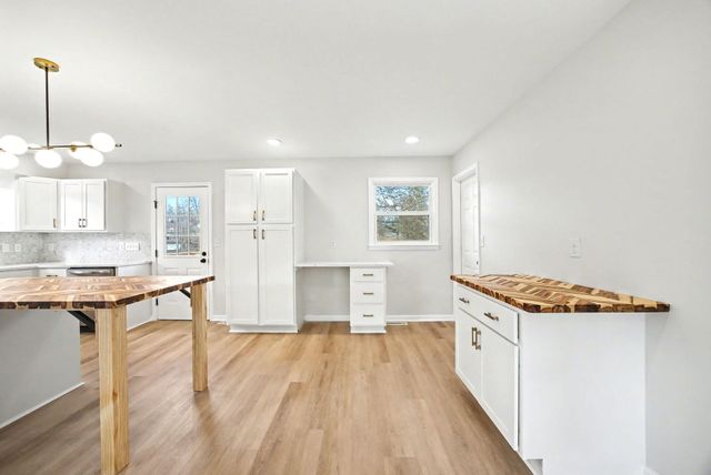 4537 Mandeville Way, Lexington, KY 40515