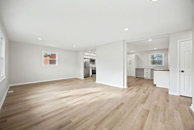 4537 Mandeville Way, Lexington, KY 40515