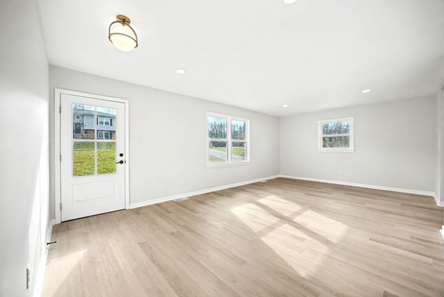 4537 Mandeville Way, Lexington, KY 40515