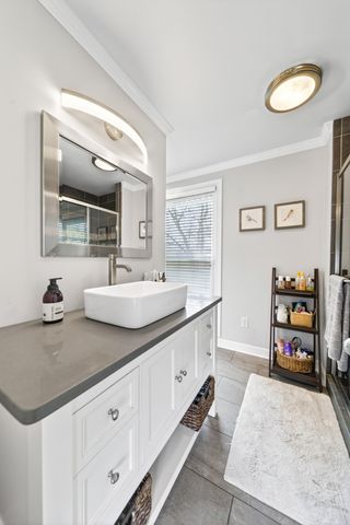 128 East Dr, Hendersonville, TN 37075