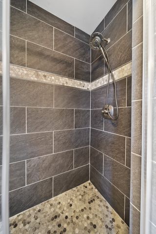 128 East Dr, Hendersonville, TN 37075