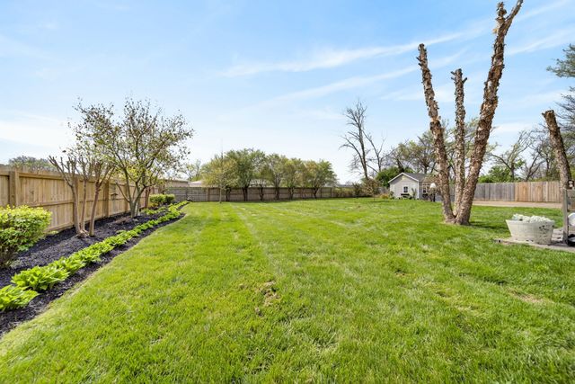 128 East Dr, Hendersonville, TN 37075