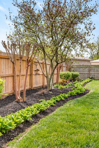 128 East Dr, Hendersonville, TN 37075