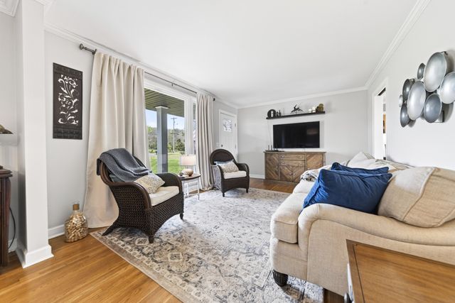 128 East Dr, Hendersonville, TN 37075