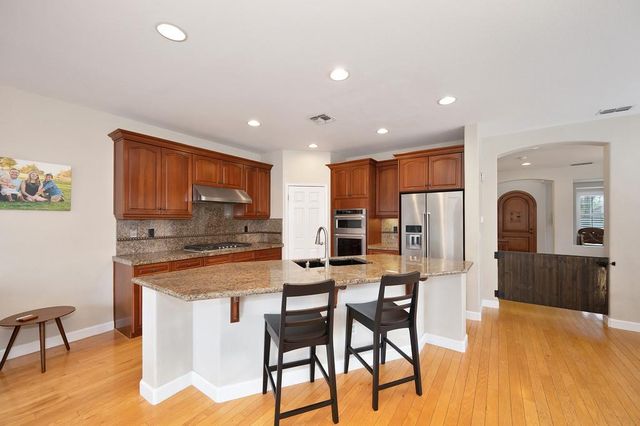 3789 Gresham Ln, Sacramento, CA 95835