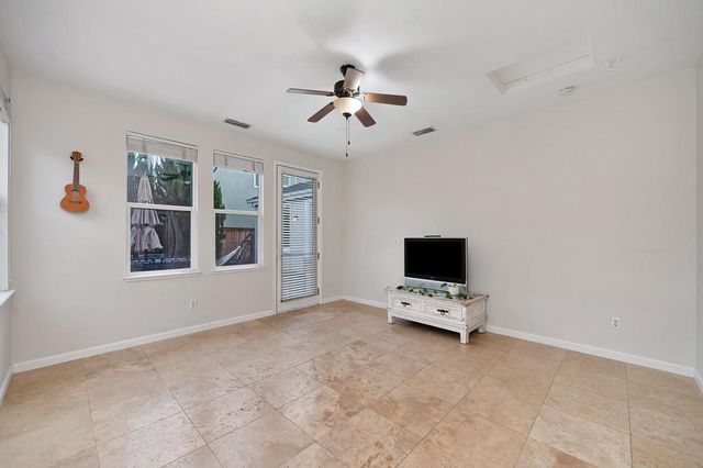 3789 Gresham Ln, Sacramento, CA 95835