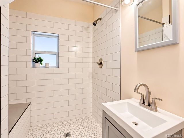 3235 N Gaylord St, Denver, CO 80205