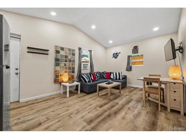 3235 N Gaylord St, Denver, CO 80205