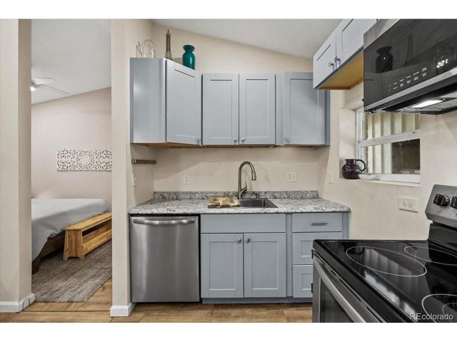 3235 N Gaylord St, Denver, CO 80205