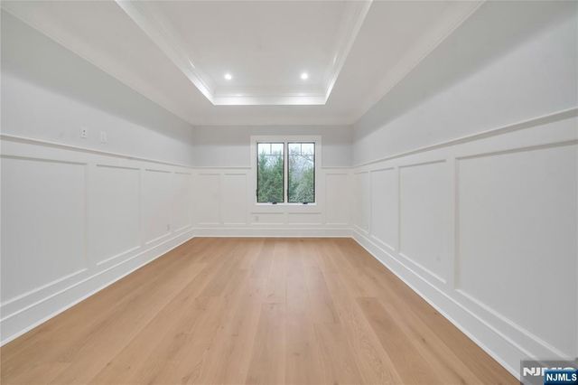 7 Central Avenue, Demarest, NJ 07627