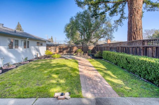 271 Los Felicas Avenue, Walnut Creek, CA 94598