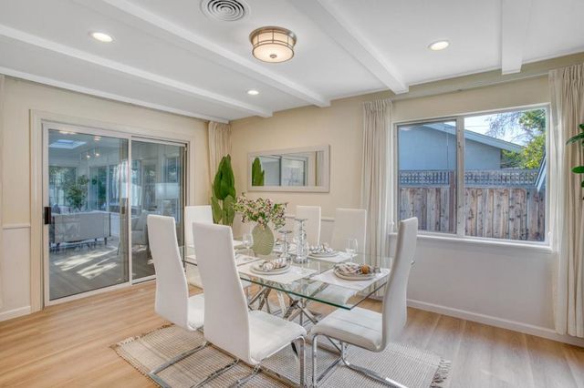 271 Los Felicas Avenue, Walnut Creek, CA 94598