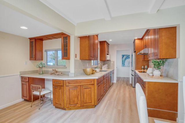 271 Los Felicas Avenue, Walnut Creek, CA 94598