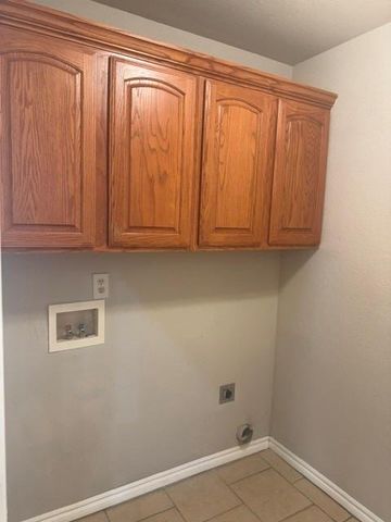 1405 Sunrise Drive, Moore, OK 73160