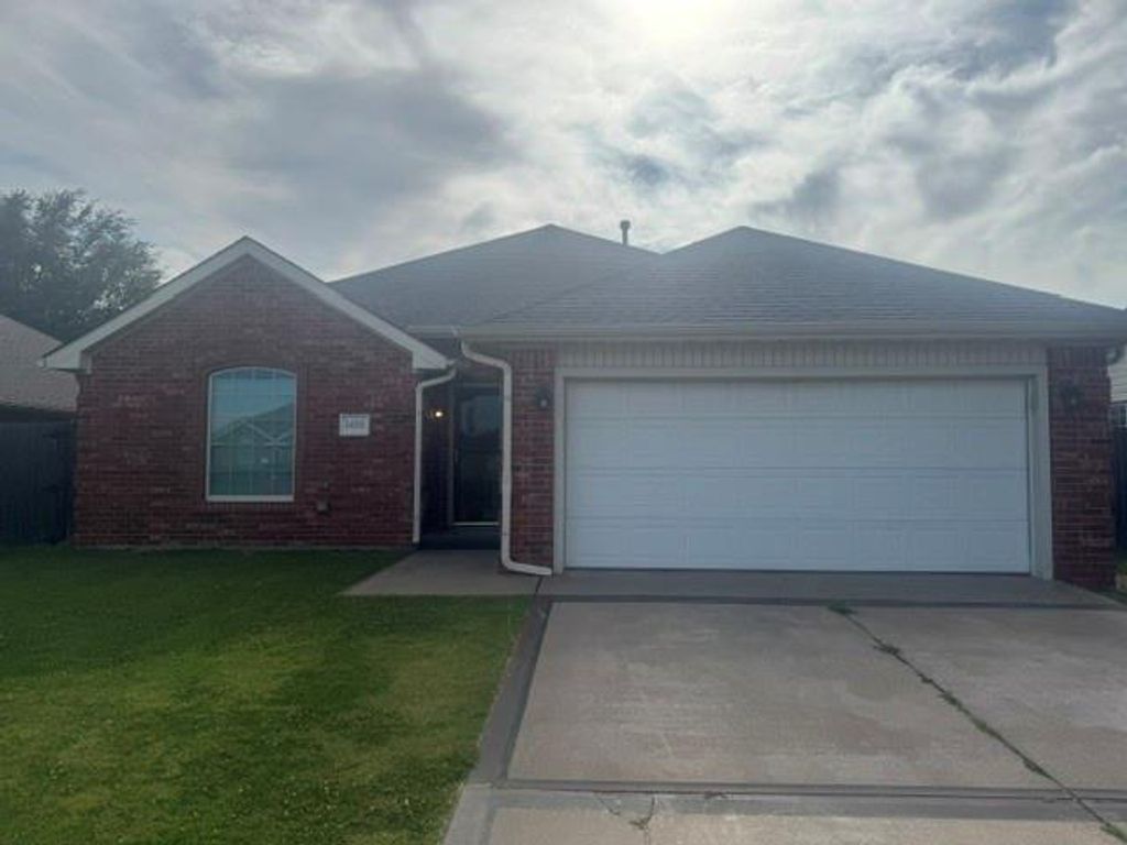 1405 Sunrise Drive, Moore, OK 73160