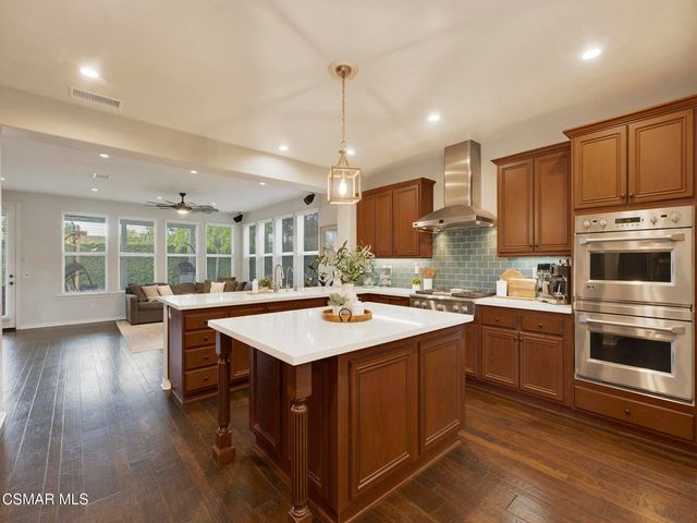 13676 Shenandoah Way, Moorpark, CA 93021