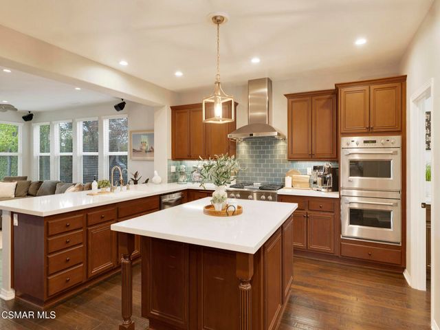13676 Shenandoah Way, Moorpark, CA 93021