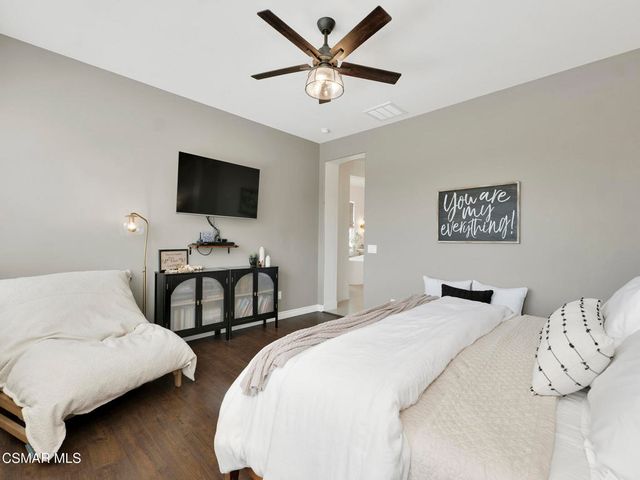 13676 Shenandoah Way, Moorpark, CA 93021
