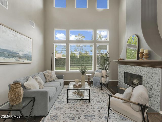 13676 Shenandoah Way, Moorpark, CA 93021