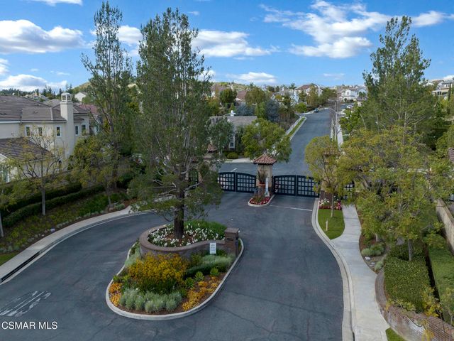 13676 Shenandoah Way, Moorpark, CA 93021
