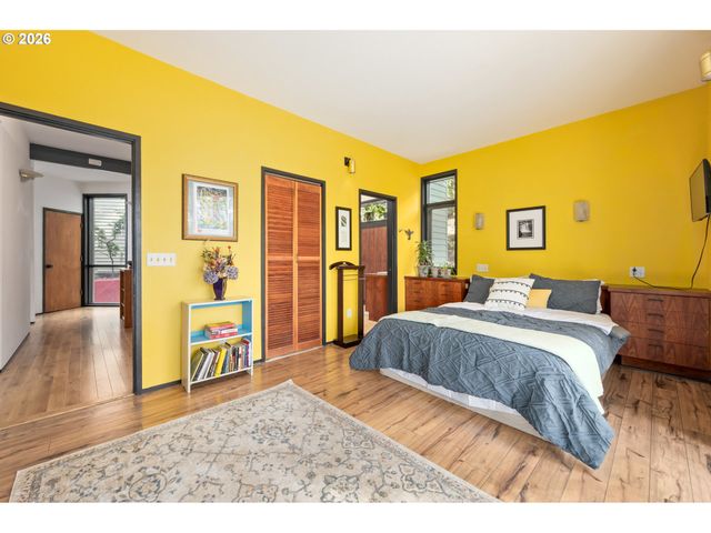 2630 CRESTA DE RUTA St, Eugene, OR 97403