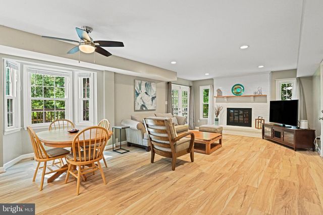 13300 TUCKAWAY DR, Fairfax, VA 22033