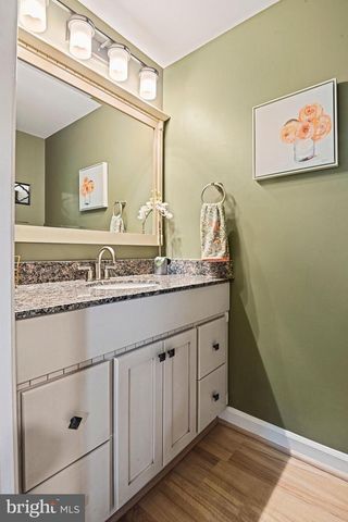 13300 TUCKAWAY DR, Fairfax, VA 22033