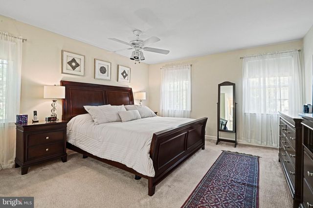 13300 TUCKAWAY DR, Fairfax, VA 22033