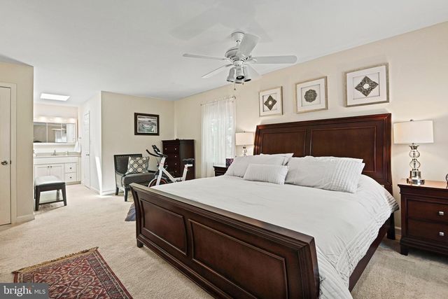 13300 TUCKAWAY DR, Fairfax, VA 22033