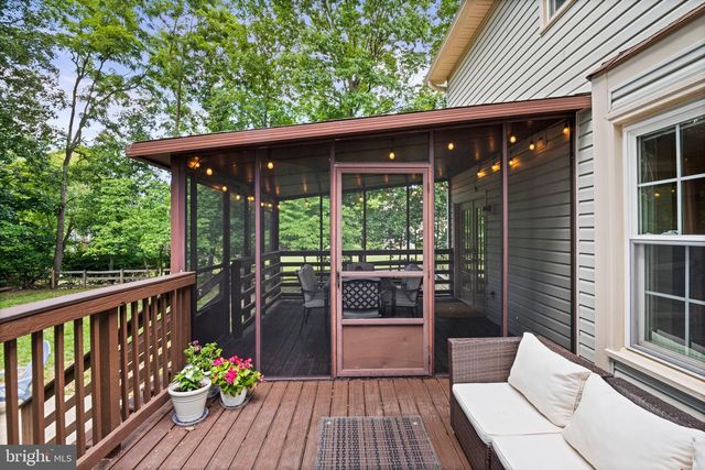 13300 TUCKAWAY DR, Fairfax, VA 22033