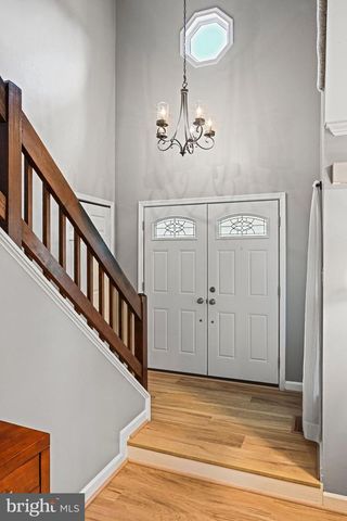 13300 TUCKAWAY DR, Fairfax, VA 22033