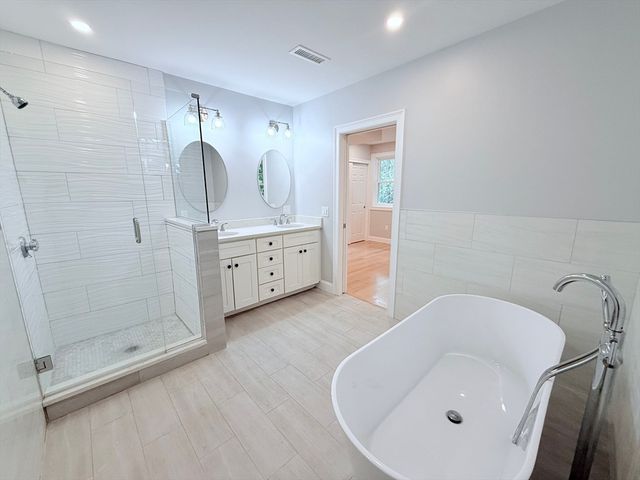 100 Union Street A, Walpole, MA 02032