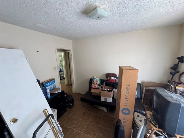 207 Griffith Dr, Rockport, TX 78382