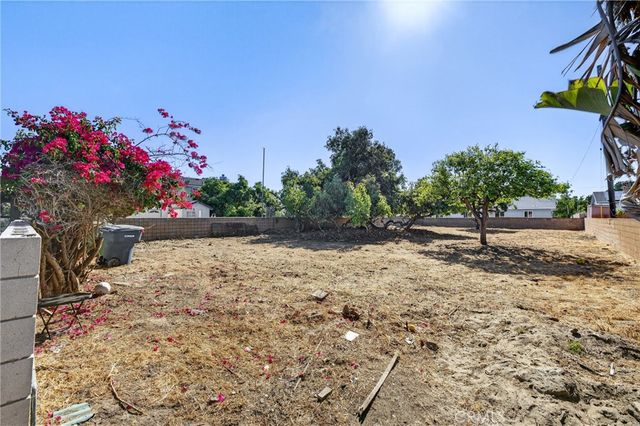 15529 Cornuta, Bellflower, CA 90706