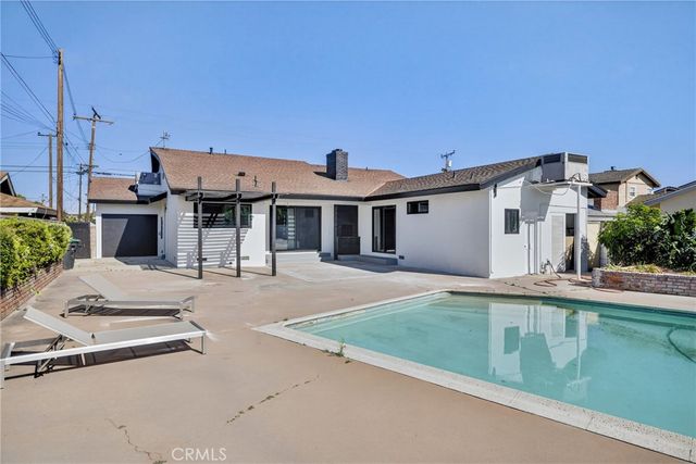 15529 Cornuta, Bellflower, CA 90706
