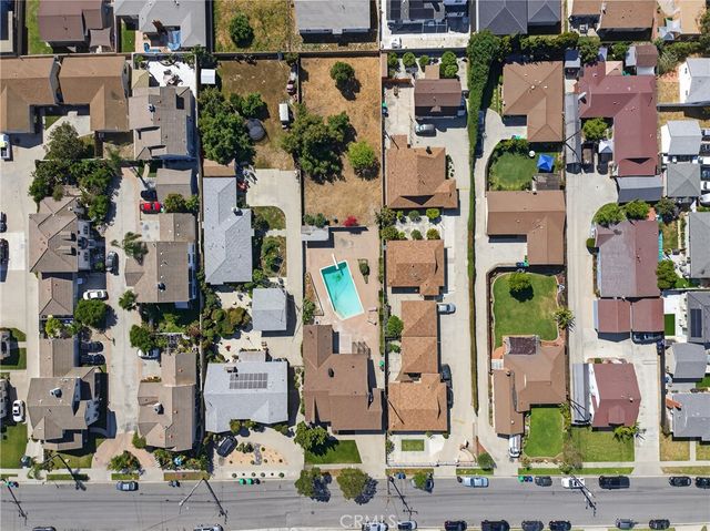 15529 Cornuta, Bellflower, CA 90706
