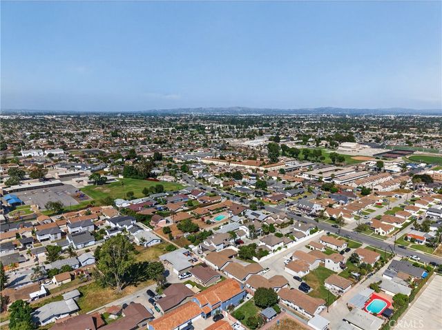 15529 Cornuta, Bellflower, CA 90706