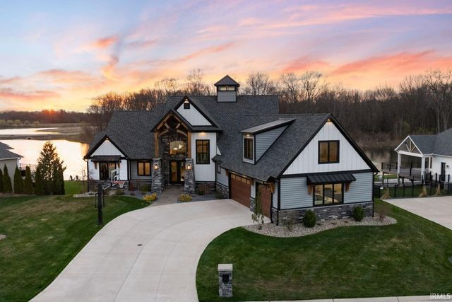 18455 Forest Glade Drive, South Bend, IN 46637