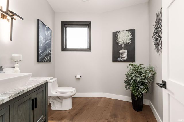 18455 Forest Glade Drive, South Bend, IN 46637