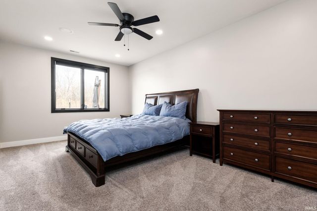 18455 Forest Glade Drive, South Bend, IN 46637