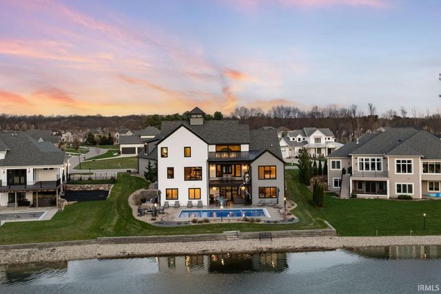 18455 Forest Glade Drive, South Bend, IN 46637