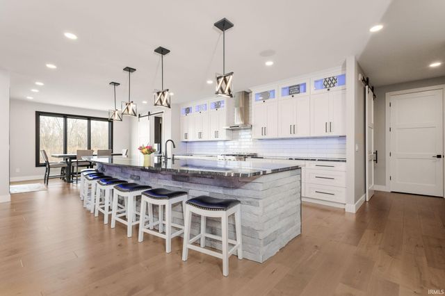 18455 Forest Glade Drive, South Bend, IN 46637