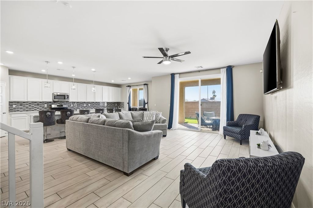 2905 Gaffer Film Street, Las Vegas, NV 89156 — photo 3