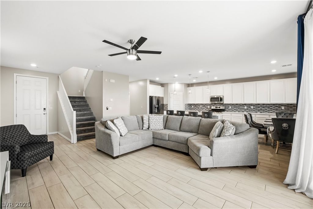 2905 Gaffer Film Street, Las Vegas, NV 89156 — photo 4