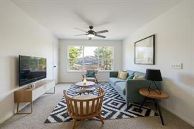 17602 S Summit Canyon Drive, Houston, TX 77095