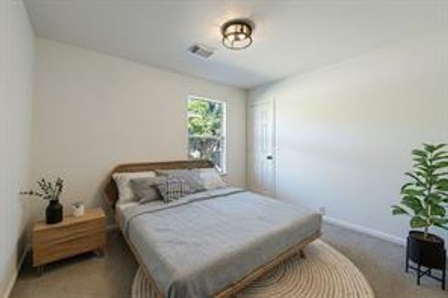 17602 S Summit Canyon Drive, Houston, TX 77095
