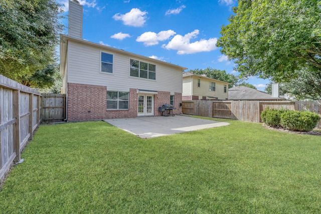 17602 S Summit Canyon Drive, Houston, TX 77095